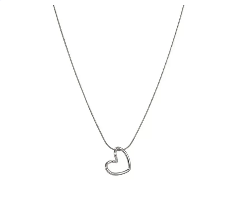Collar Minimalista Silver Heart