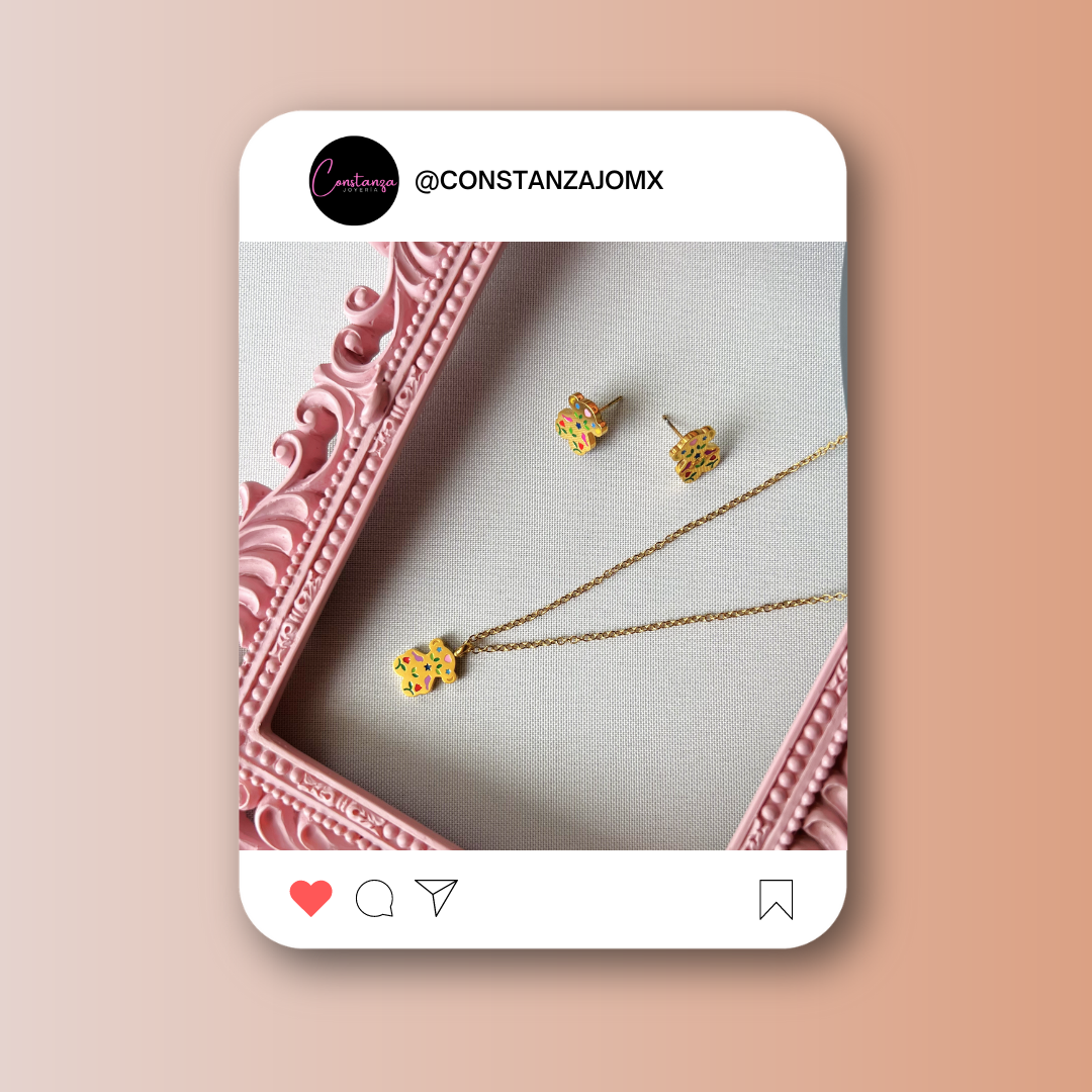 SET: Collar y Aretes Love is Color Dorado